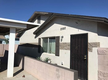 2560 E Southgate Ave 3 Beds Apartment for Rent