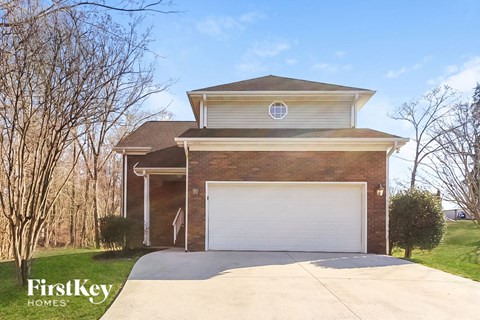 811 Willow Lane 4 Beds Apartment for Rent