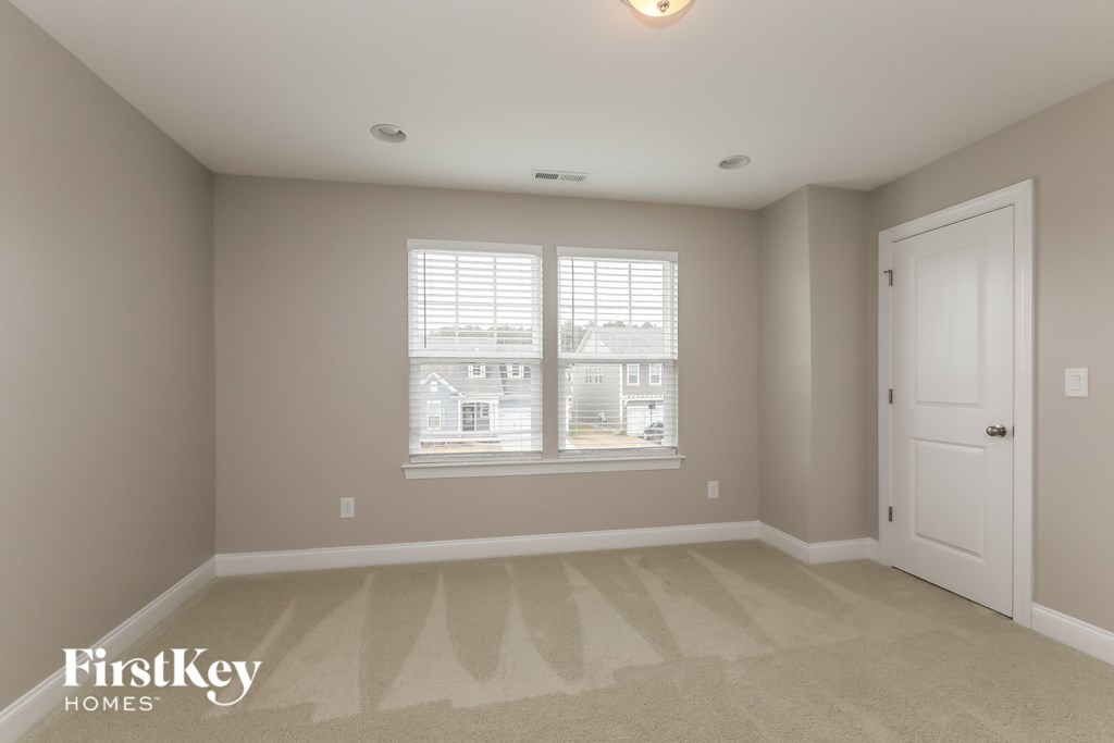 1026 Mendenhall Street Studio House for Rent - Photo Gallery 12