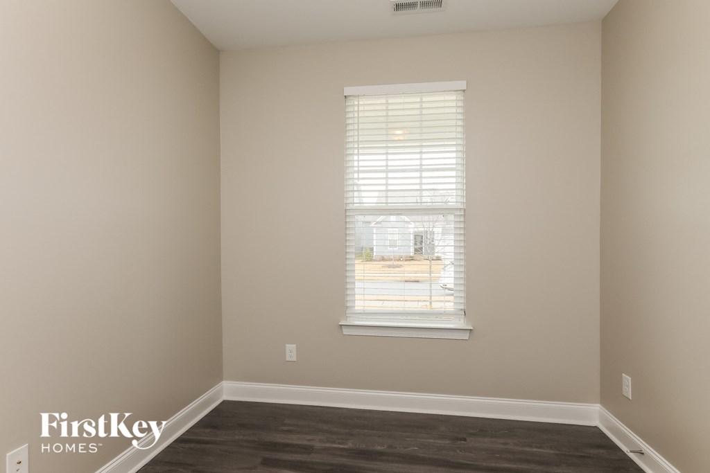 1026 Mendenhall Street Studio House for Rent - Photo Gallery 13