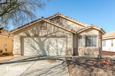 4949 Sapphire Light Street 3 Beds House for Rent Photo Gallery 1