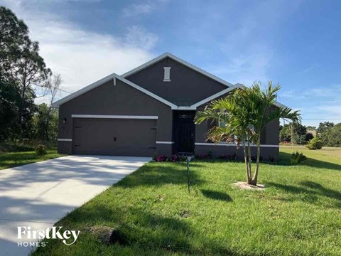 6938 NW Daffodil Lane 4 Beds Apartment for Rent