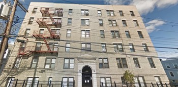 4765 Carpenter Avenue Studio Apartment for Rent