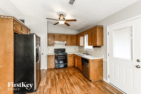 4149 Warren Road 3 Beds Apartment for Rent