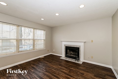 4804 Oakton Way 4 Beds Apartment for Rent