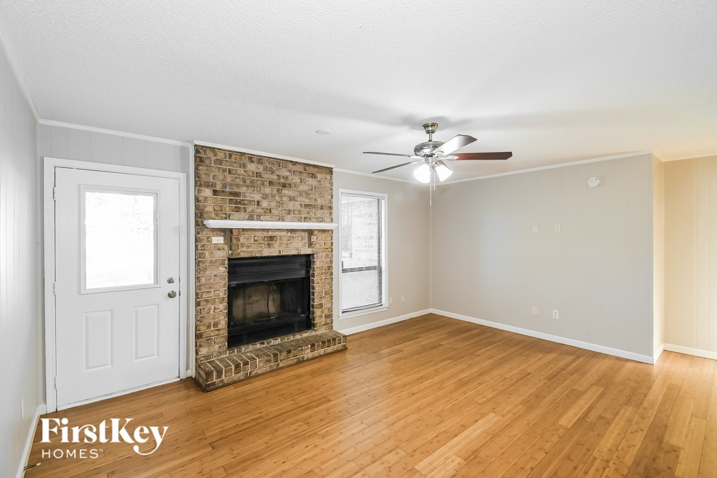 2462 Ridgecrest Avenue 4 Beds House for Rent - Photo Gallery 9