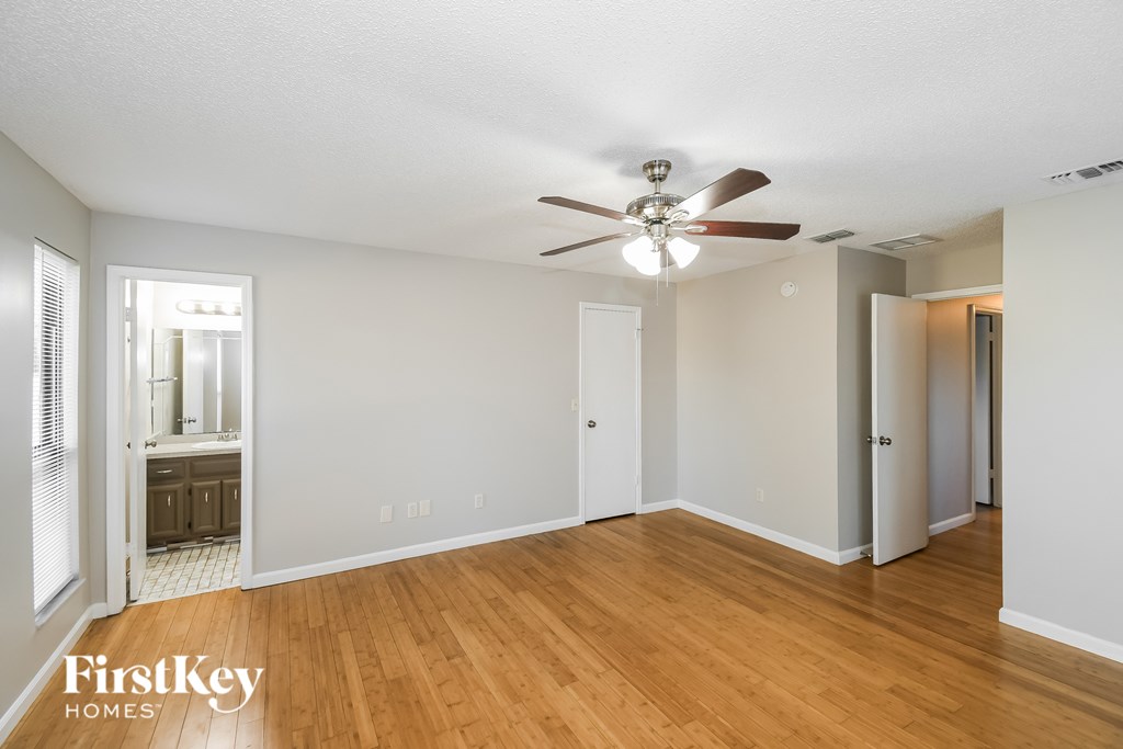 2462 Ridgecrest Avenue 4 Beds House for Rent - Photo Gallery 11