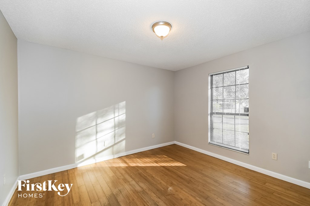 2462 Ridgecrest Avenue 4 Beds House for Rent - Photo Gallery 14