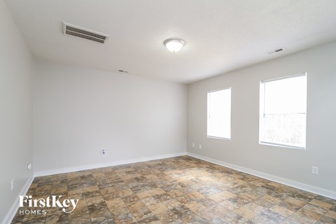 5840 Sir Knight Circle 4 Beds Apartment for Rent