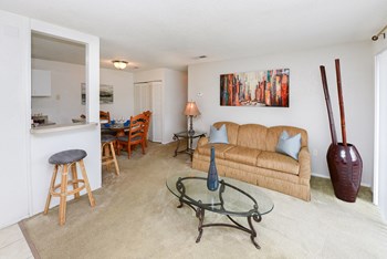 7200 Powers Avenue Studio-3 Beds Apartment for Rent - Photo Gallery 4