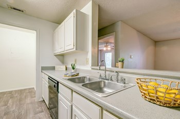200 Charter Lane 1-3 Beds Apartment for Rent - Photo Gallery 5