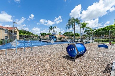 tennis court at the estates apartments