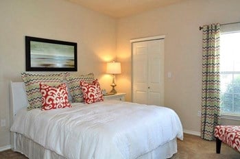 2175 Stockwell Rd 1-3 Beds Apartment for Rent - Photo Gallery 5