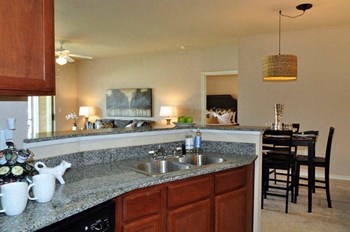2175 Stockwell Rd 1-3 Beds Apartment for Rent - Photo Gallery 2