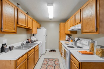 3722 Walton Way Ext 1-3 Beds Apartment for Rent - Photo Gallery 2