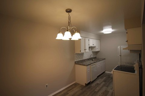 1824 N Washington St #102 Studio Apartment for Rent