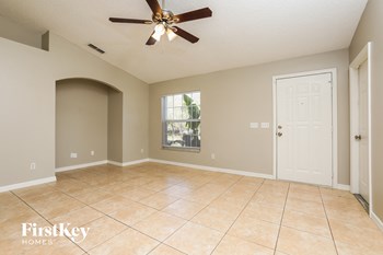 569 N Apache Circle 3 Beds House for Rent - Photo Gallery 4