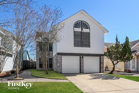 800 Charles Place 3 Beds Apartment for Rent