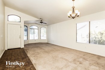 15981 W Linden St 3 Beds House for Rent - Photo Gallery 5