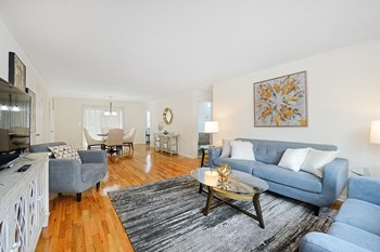 9 Tunison Lane 2-3 Beds Apartment for Rent - Photo Gallery 5