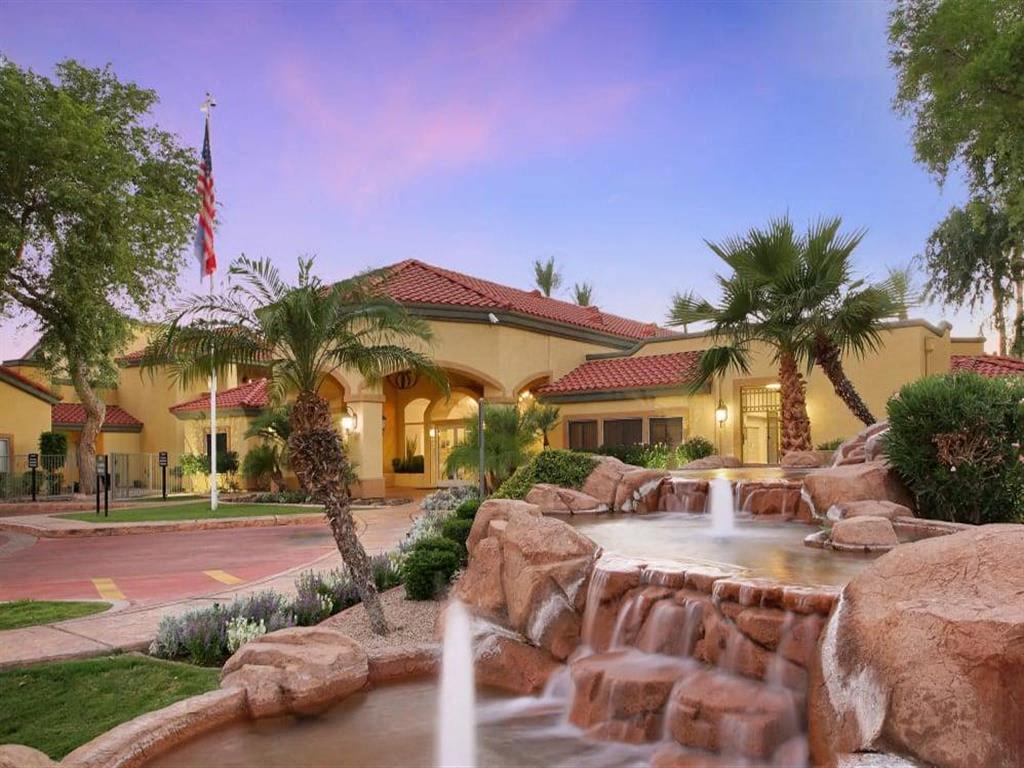 Leasing Office Entrance