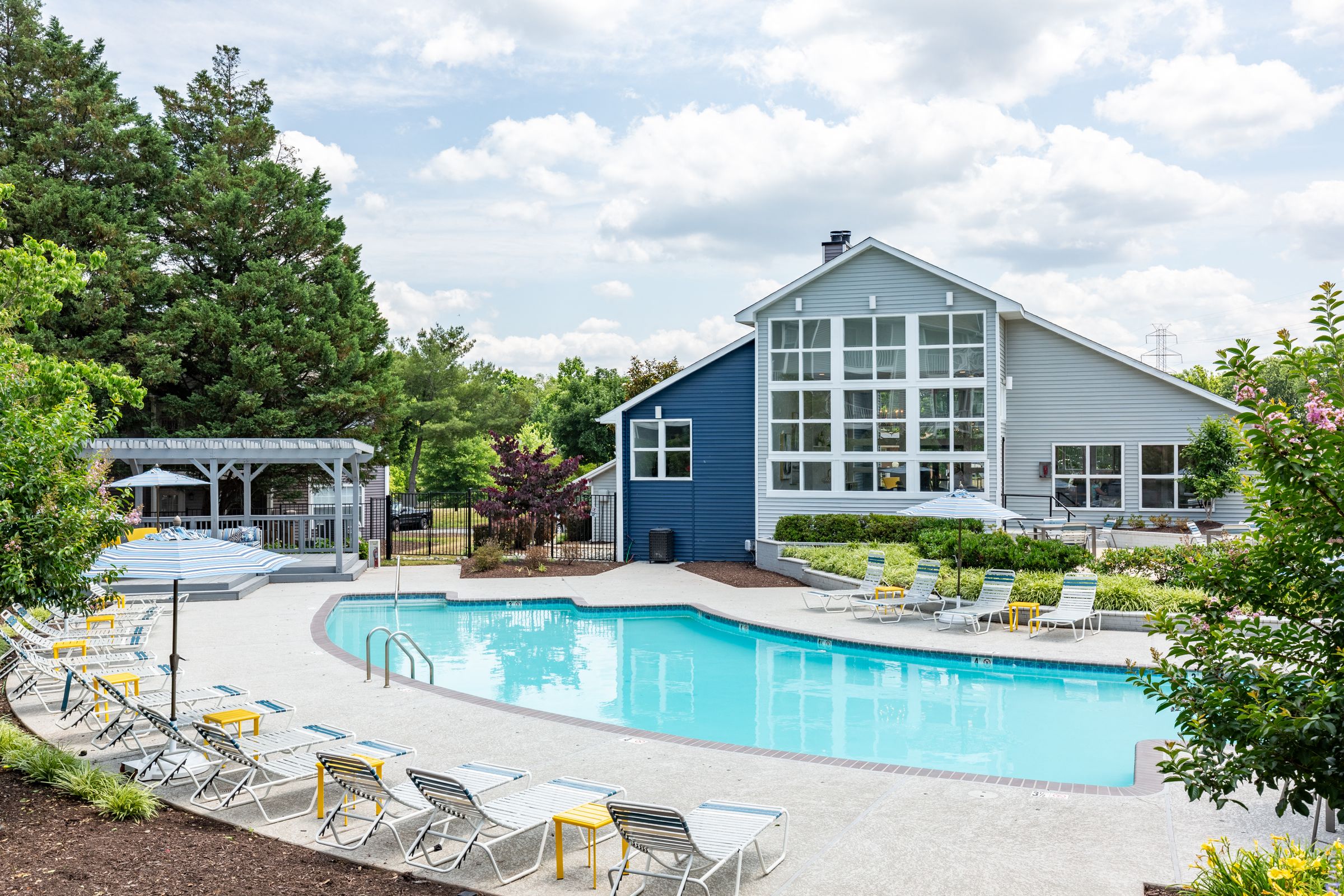 Swimming Pool and Leasing Center Chase Heritage