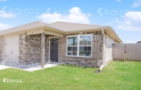 5001 Thomas Street Unit B 3 Beds Apartment for Rent