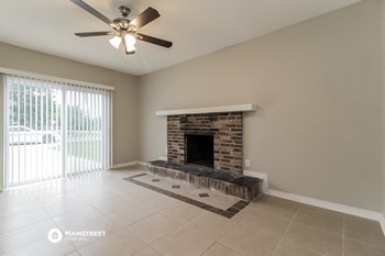 890 SEMINOLE 4 Beds House for Rent - Photo Gallery 3
