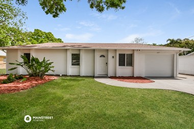 687 ALBRITTON AVE 3 Beds Apartment for Rent