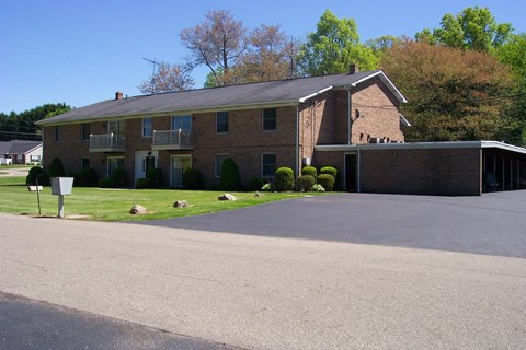 110 Seneca Trl SW 2 Beds Apartment for Rent