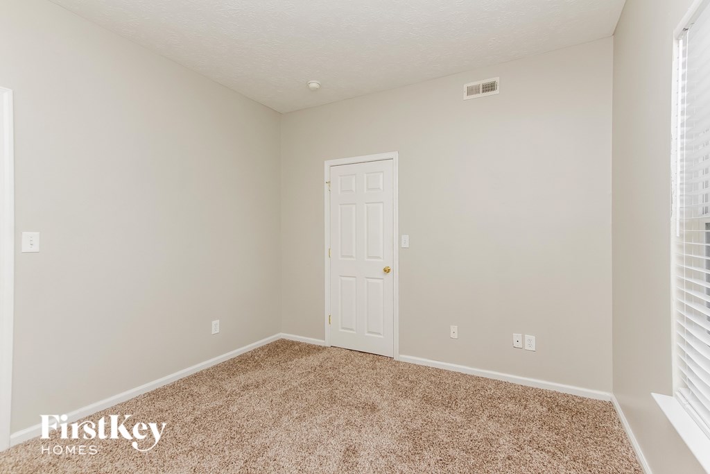 1914 Winton Drive 5 Beds House for Rent - Photo Gallery 15