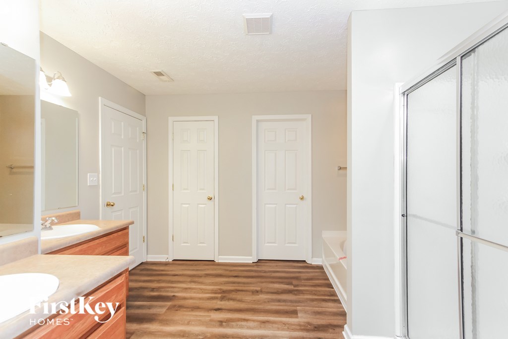 1914 Winton Drive 5 Beds House for Rent - Photo Gallery 16