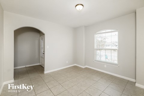 392 Cylamen 3 Beds Apartment for Rent