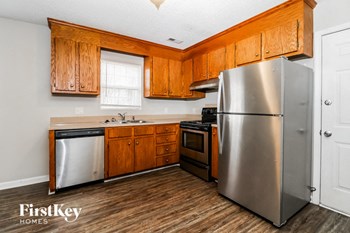 110 Stillwell Street 3 Beds House for Rent - Photo Gallery 5