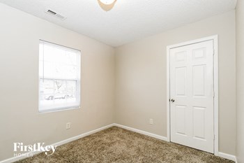 110 Stillwell Street 3 Beds House for Rent - Photo Gallery 9