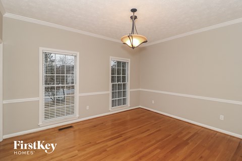 2117 Gatwick Drive 4 Beds Apartment for Rent