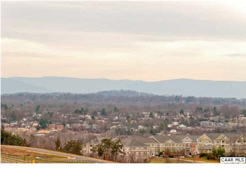 1567 Newcastle Ct 3 Beds Apartment for Rent