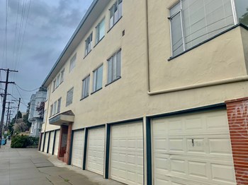 2515 Dana Street #7 1 Bed Apartment for Rent - Photo Gallery 5