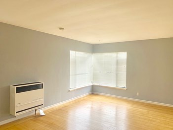 2515 Dana Street #7 1 Bed Apartment for Rent - Photo Gallery 3