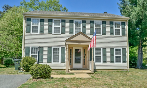839 Harris Rd 4 Beds Apartment for Rent