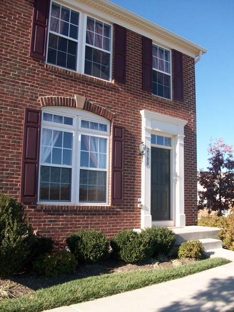 2100 Lockwood Drive 3 Beds Apartment for Rent