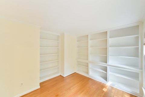 1012 Wildmere Place 4 Beds Apartment for Rent
