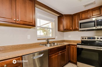 1031 PORPOISE RD 3 Beds House for Rent - Photo Gallery 5