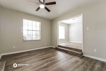 18912 FIRETHORN DR 4 Beds House for Rent - Photo Gallery 11