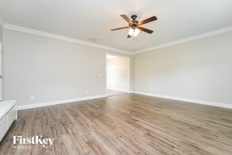1035 Sutherland Drive 4 Beds Apartment for Rent