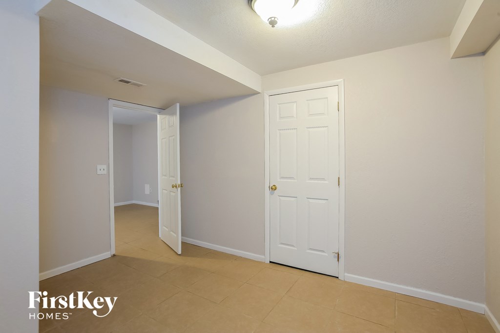 1158 Blue Bird Lane 3 Beds House for Rent - Photo Gallery 11