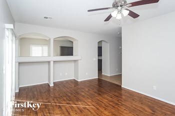 7486 Decoro Street 3 Beds House for Rent - Photo Gallery 3