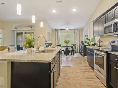 DeWitt Michigan Apartment Rentals Redwood DeWitt Willowood Open Kitchen Island