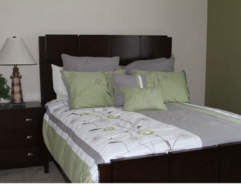100 Stonebench Circle 1-2 Beds Apartment for Rent - Photo Gallery 2