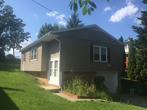 533 S. Linden Ave 3 Beds Apartment for Rent